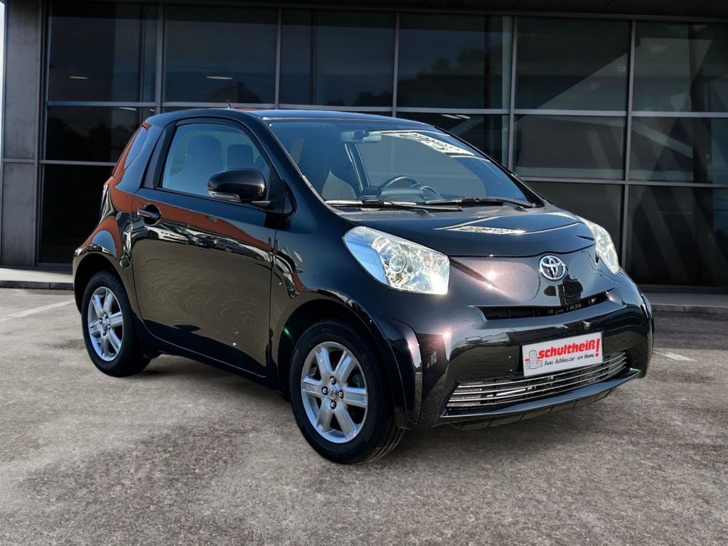 Fahrzeugabbildung Toyota IQ 1.0