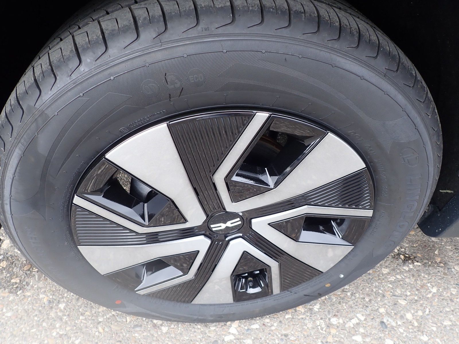 Fahrzeugabbildung Dacia Sandero Stepway Expression TCe 110