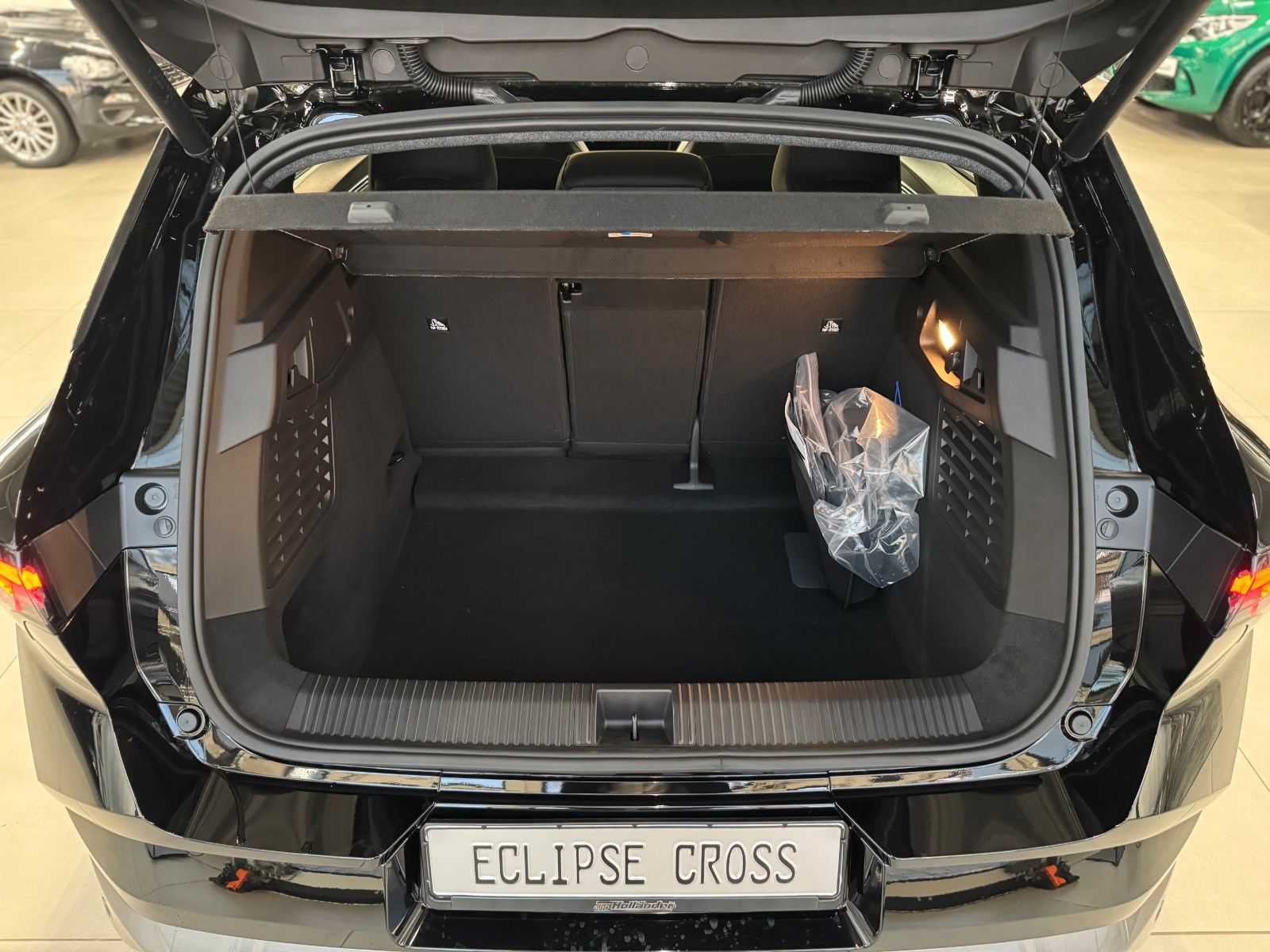 Fahrzeugabbildung Mitsubishi Eclipse Cross EV Diamant TOP Luxury-Paket + 22KW