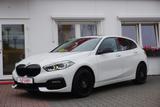 BMW 118d Sport Line LED Navi Android Apple Panorama - BMW 118 mit Diesel-Antrieb