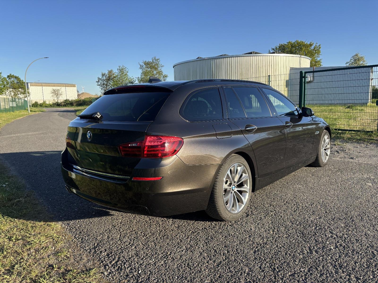 BMW 530d xDrive Touring*ACC*LED*AHK*KAM*MEMORY