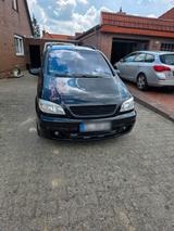 Opel Zafira a 2,2 DTI  OPC Line - Opel Zafira aus 2003 mit Diesel-Antrieb
