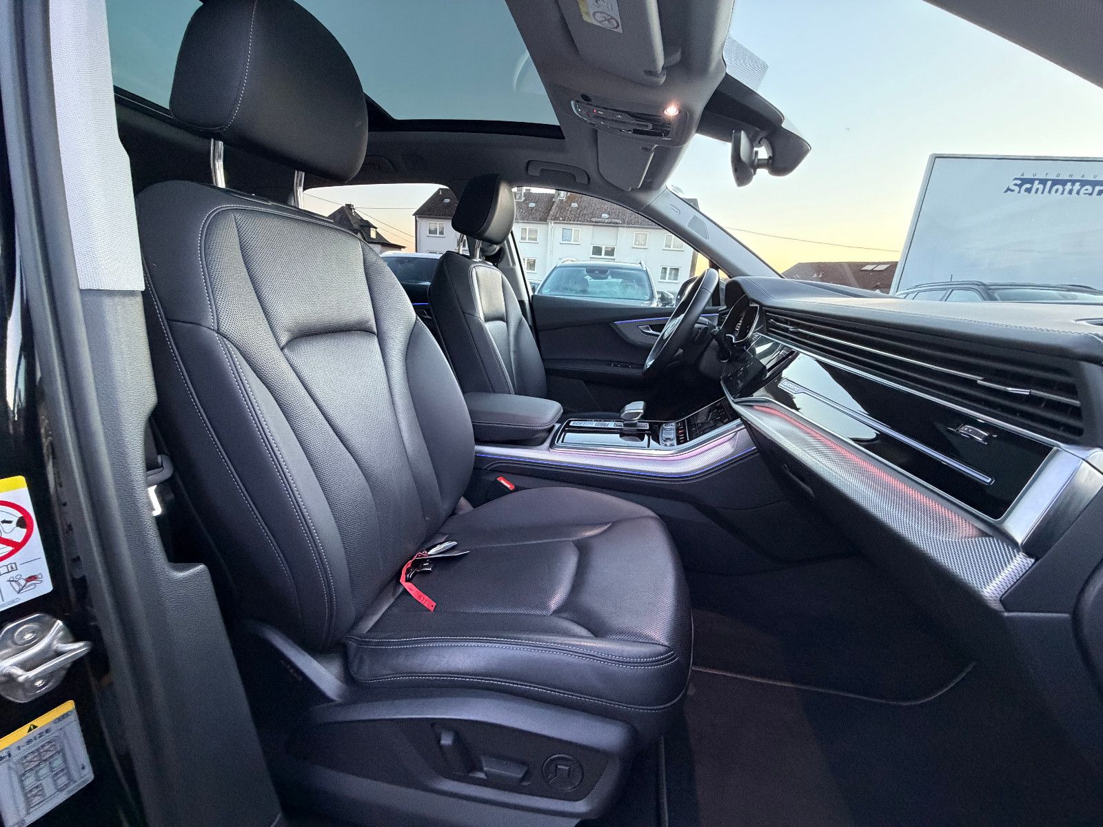 Fahrzeugabbildung Audi Q7 50 TDI Quattro/7-SITZE/PANO/HUD/AMBIENTE/KAME