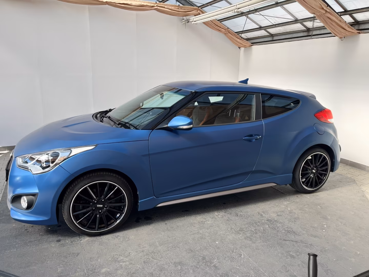 Hyundai Veloster Matt Finish FL 1.6 Turbo Navi Leder Sou