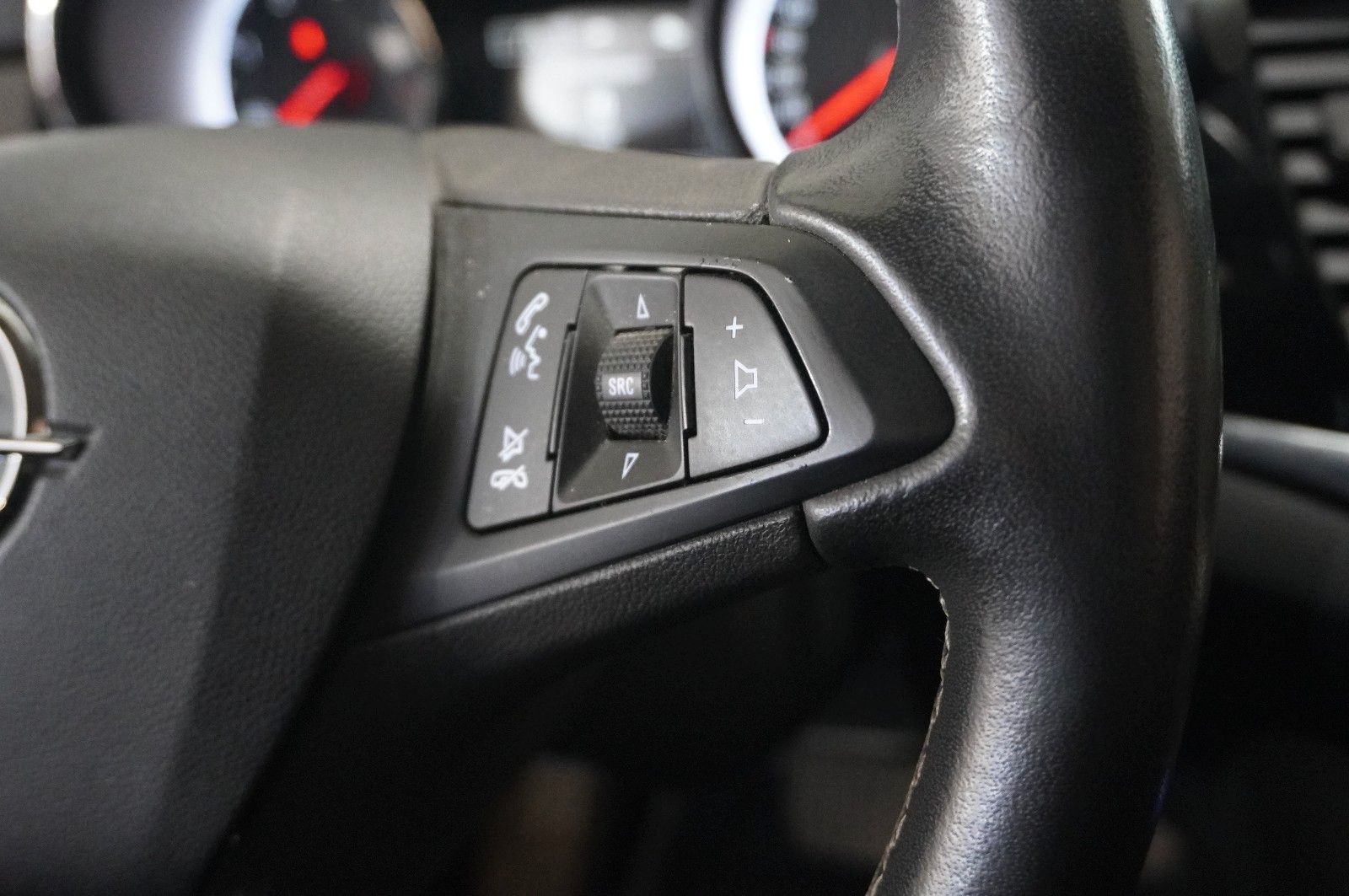 Fahrzeugabbildung Opel Astra K ST 1.5D ELEGANCE  LED/NAVI/PDC/KAM/ALU