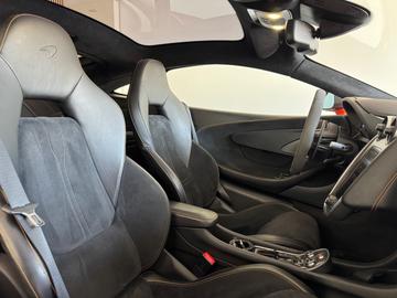 2016 Mclaren 570GT — миниатюра 17