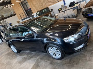 Skoda Octavia Combi Joy *1.HAND*PANO*ACC*NAVI*PDC*