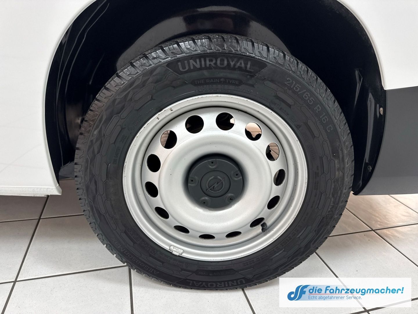 Fahrzeugabbildung Opel Combo E Cargo - e Edition XL Apple CarPlay Andro