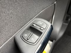 Fahrzeugabbildung Opel Corsa D Color Edition - Klima*Radio*8xLM*TÜV2/28
