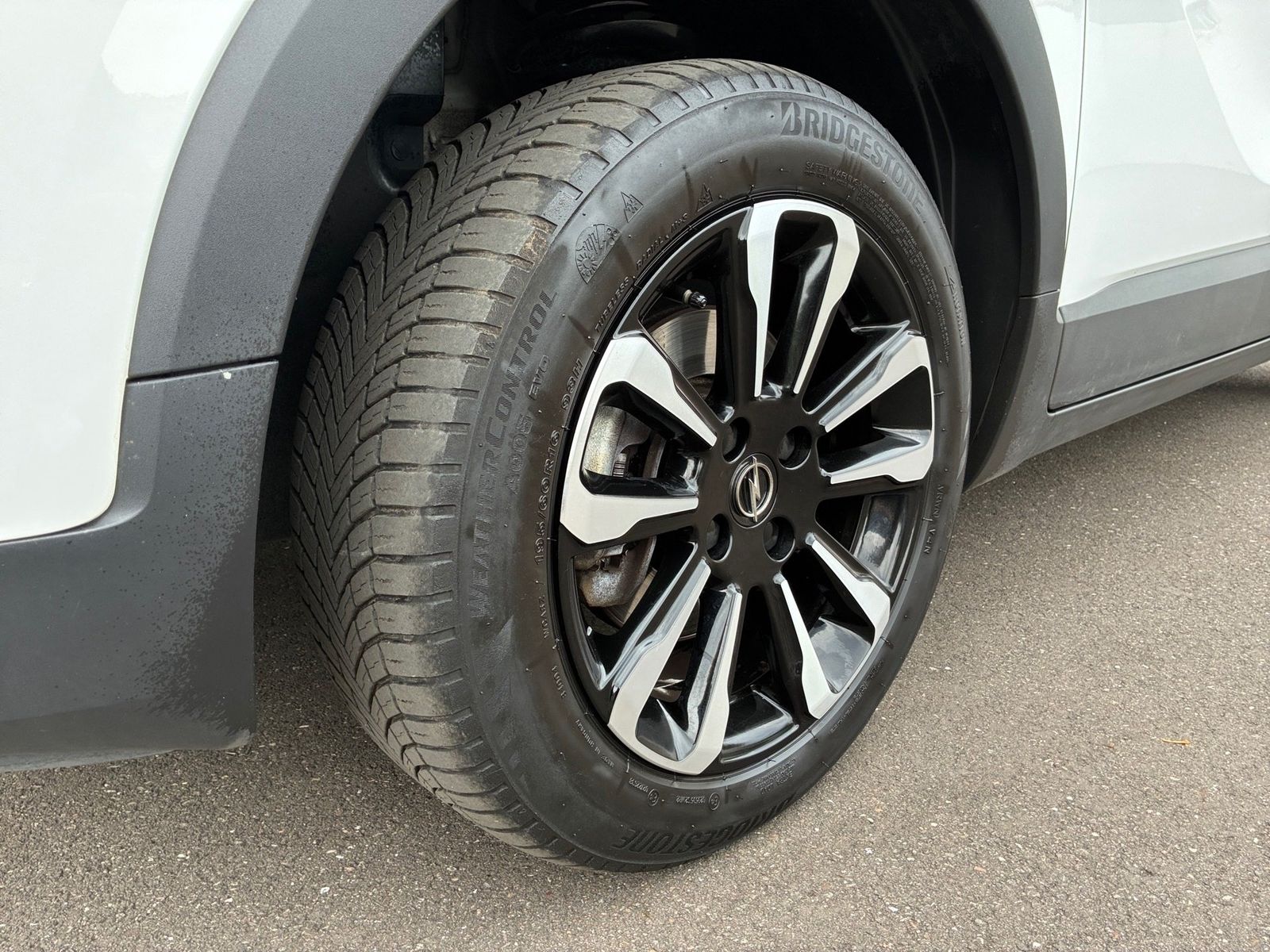 Fahrzeugabbildung Opel Crossland 1.2 Turbo Elegance Kamera,LED,Matrix