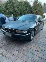 BMW E38 730d - BMW 730: E38