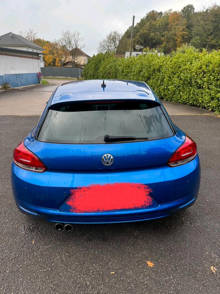 Volkswagen  2011 — photo 5