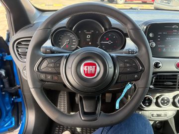 Fahrzeugabbildung Fiat 500X Sport 4x2 RFK SHZ Navi DAB+ Temp uvm.