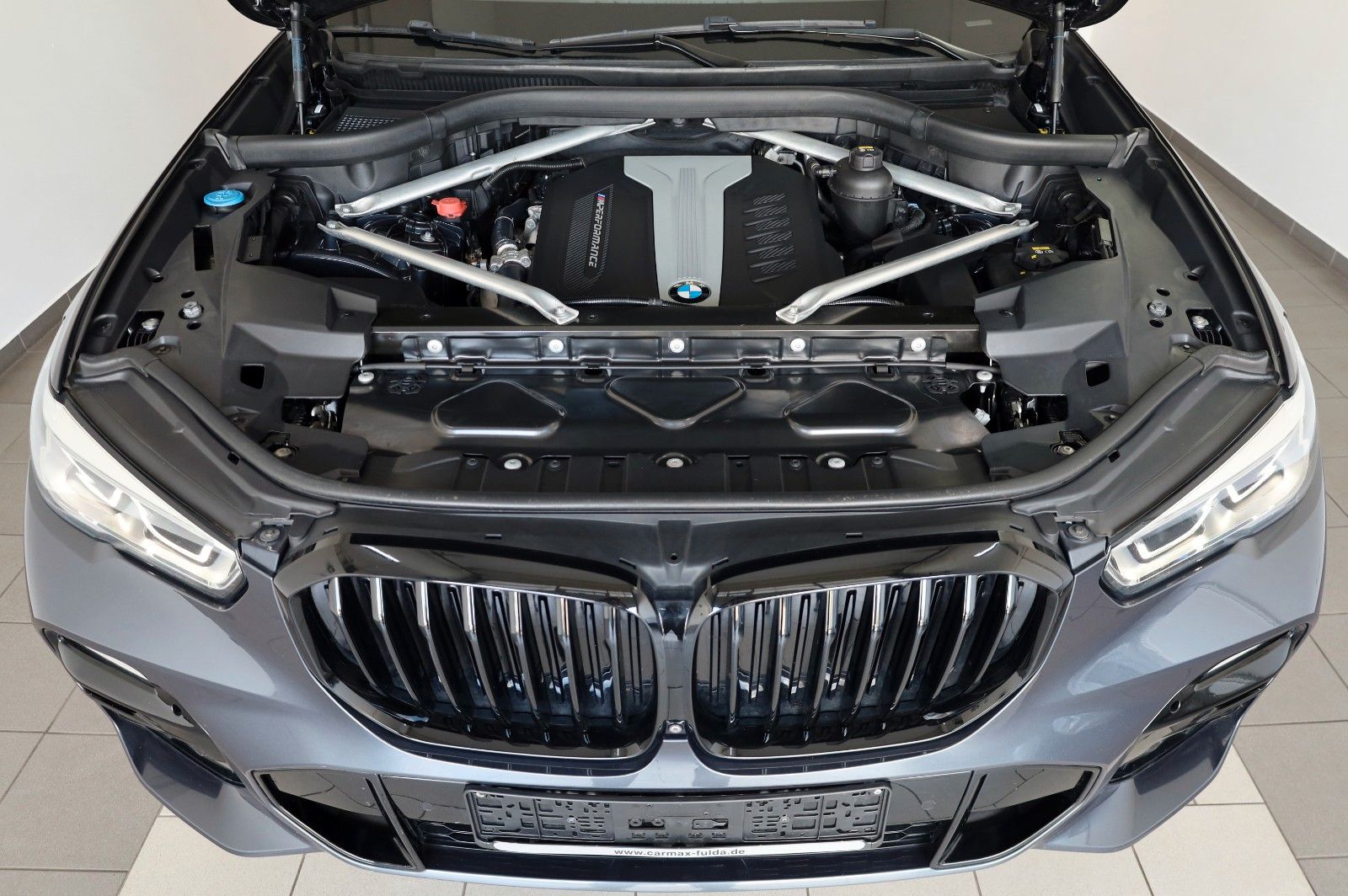 Fahrzeugabbildung BMW X5 M50d Laser,Panorama,HeadUp,Harman/K,AHK