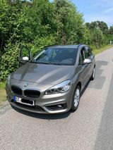 BMW 2 er Active Tourer 220i - BMW: Tourer Active 2er
