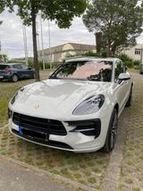 Porsche Macan Kreide, SportDesign, INSPEKTION, 21 Zoll - Porsche Macan Gebrauchtwagen in Stuttgart