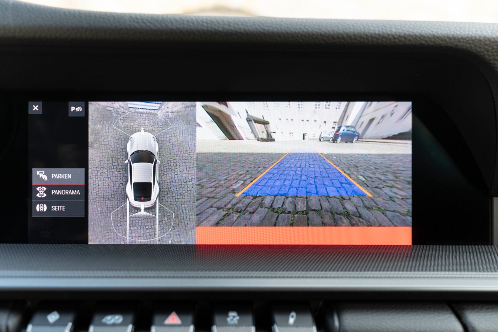 Fahrzeugabbildung Porsche 911 Carrera 992 BOSE SPORT-CHRONO PASM CARPLAY