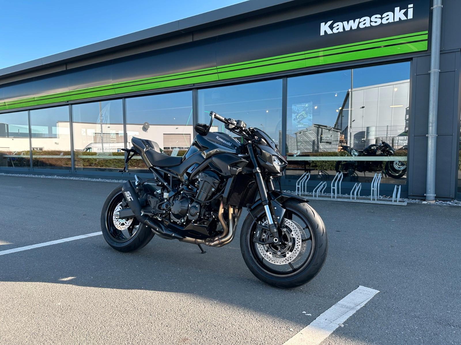 Kawasaki Z900 Blackbird Edition