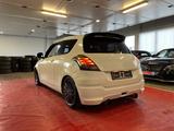 Suzuki Swift/KW/Sportauspuff - Suzuki Swift: Weiß, Sport