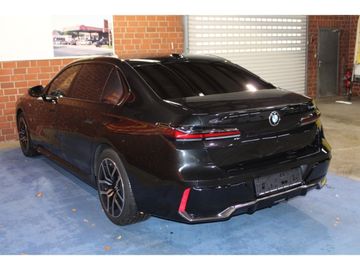 BMW 740 - 6
