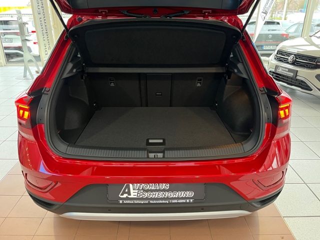 Fahrzeugabbildung Volkswagen T-Roc 1.5 TSI DSG GOAL AHK KAMERA LED-PLUS
