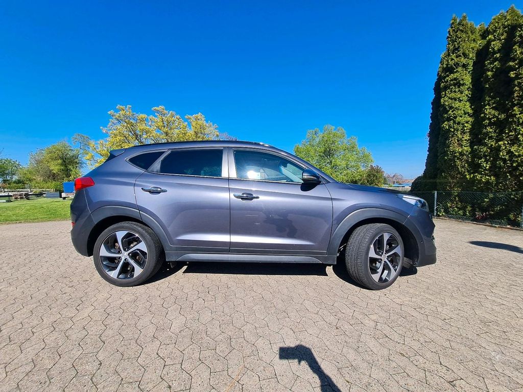 Image of Hyundai TUCSON