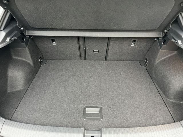 T-Roc R-Line 1.5 TSI DSG,ACC,LED,Navi,AHK