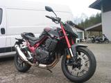 Honda CB750 Hornet - HONDA CB750
