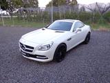 Mercedes-Benz SLK 200 AUTOMATIK/LEDER/NAVI/19ZOLL/XENON/PANORA - Mercedes-Benz SLK 200 Gebrauchtwagen in Köln