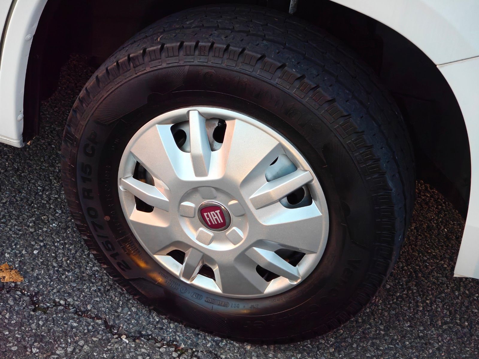 Fahrzeugabbildung XGO Dynamic 95 P - Autom. SAT, TV, Einzelbetten -