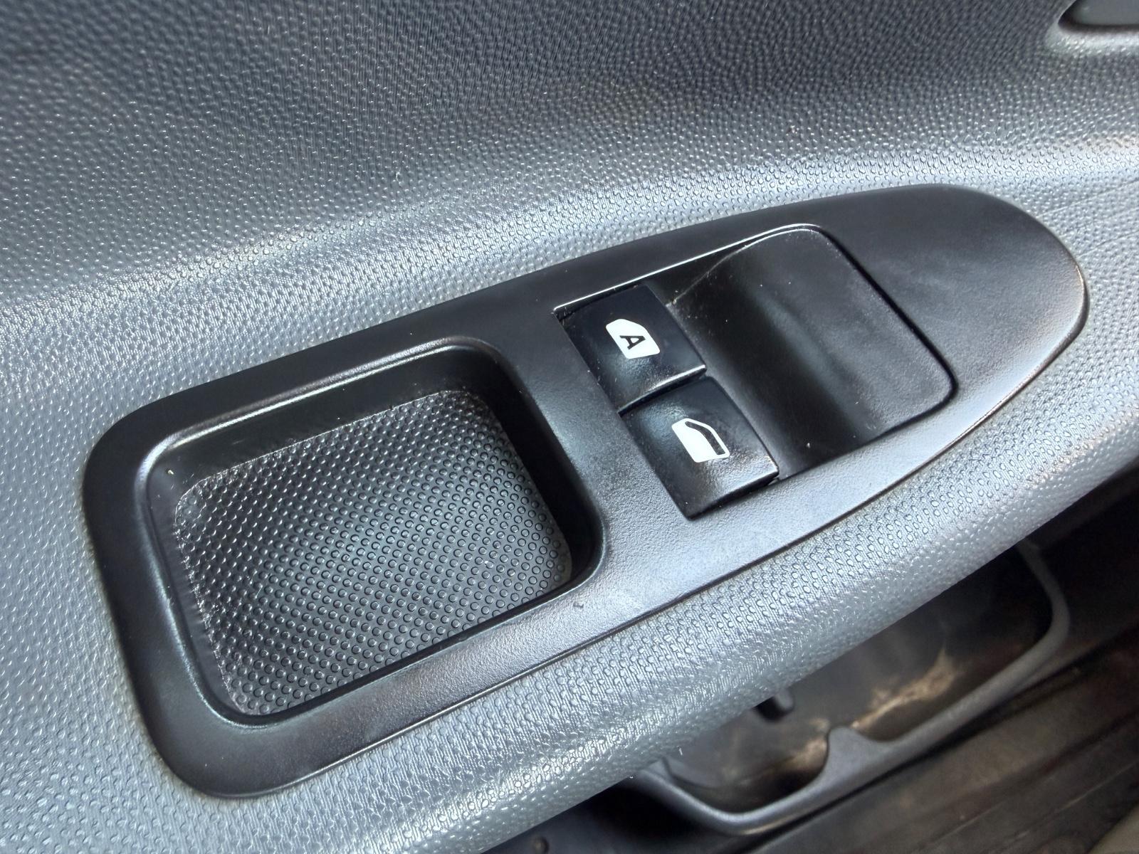 Toyota Proace L2H1 Kasten verglast