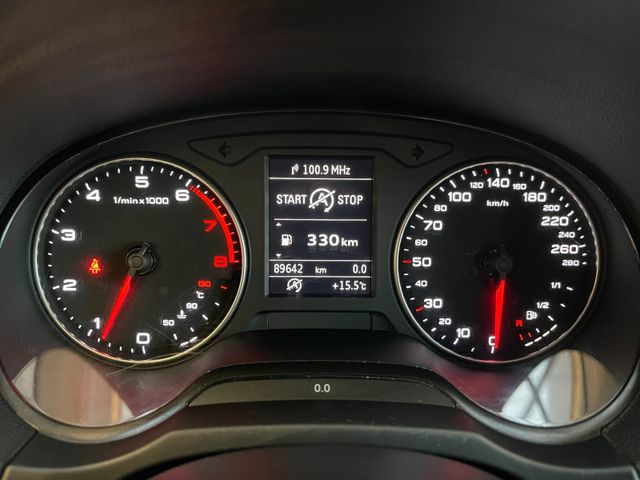 Audi A3 Sportback attraction ultra*2. Hand*Navi*Xenon