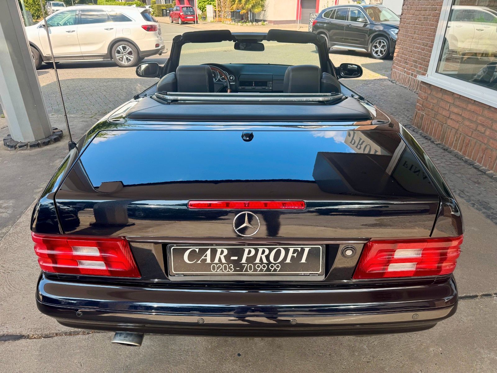 Fahrzeugabbildung Mercedes-Benz SL 320 Final Edition Autom.