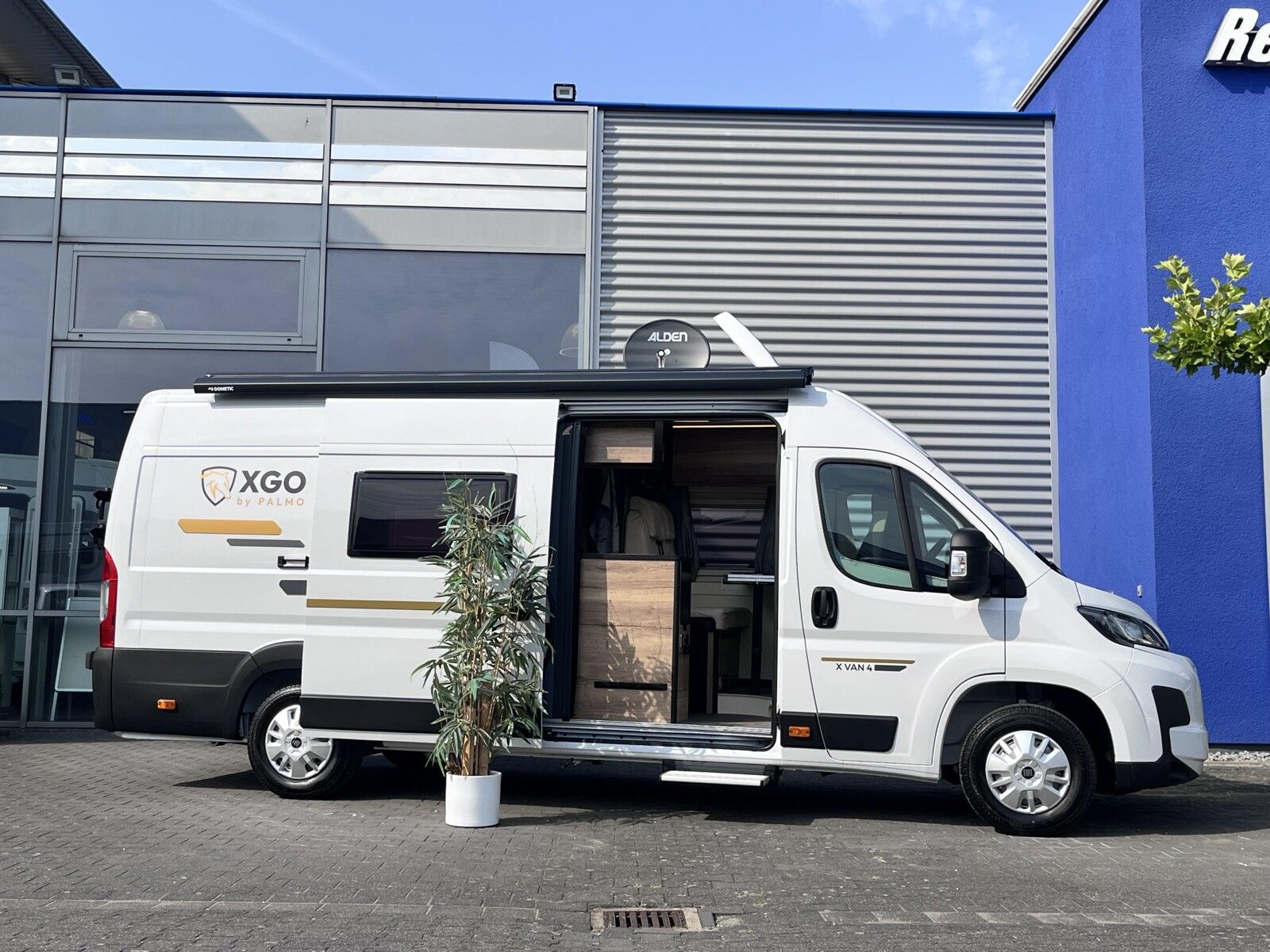 Fahrzeugabbildung XGO X-VAN 4 AUTOMATIK