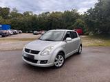 Suzuki Swift 1.3 TÜV Neu - Suzuki Swift Gebrauchtwagen in München
