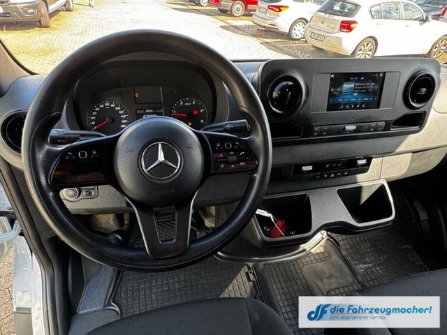 Fahrzeugabbildung Mercedes-Benz Sprinter 211 L2 EU6d-T III Kasten FWD 214 CDI Au