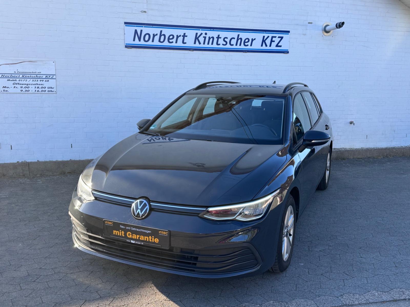 Volkswagen Golf VIII Variant Life ACC Rückfahrkamera Navi