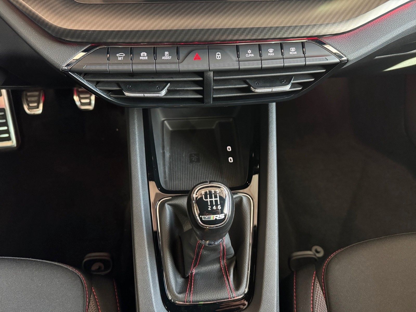 Fahrzeugabbildung SKODA Octavia Combi RS 2.0 TSI