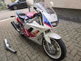Yamaha FZR1000 - YAMAHA FZR 1000