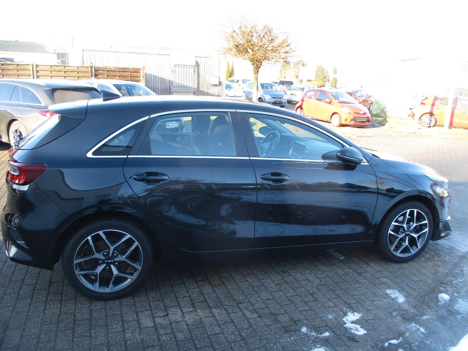 Kia cee'd / Ceed 1.5 T-GDI DCT Spirit