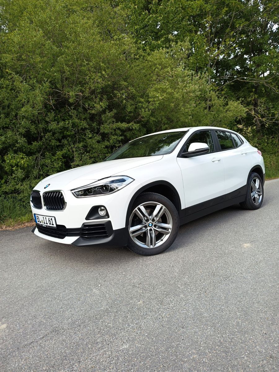 BMW X2 sDrive18i Advantage  Top Zustand 