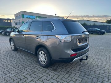 Mitsubishi Outlander - 7