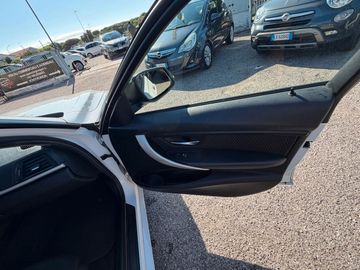 BMW 320 - 11