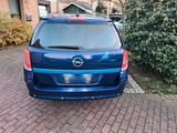 Opel Astra - Opel Astra aus 2005 mit Diesel-Antrieb