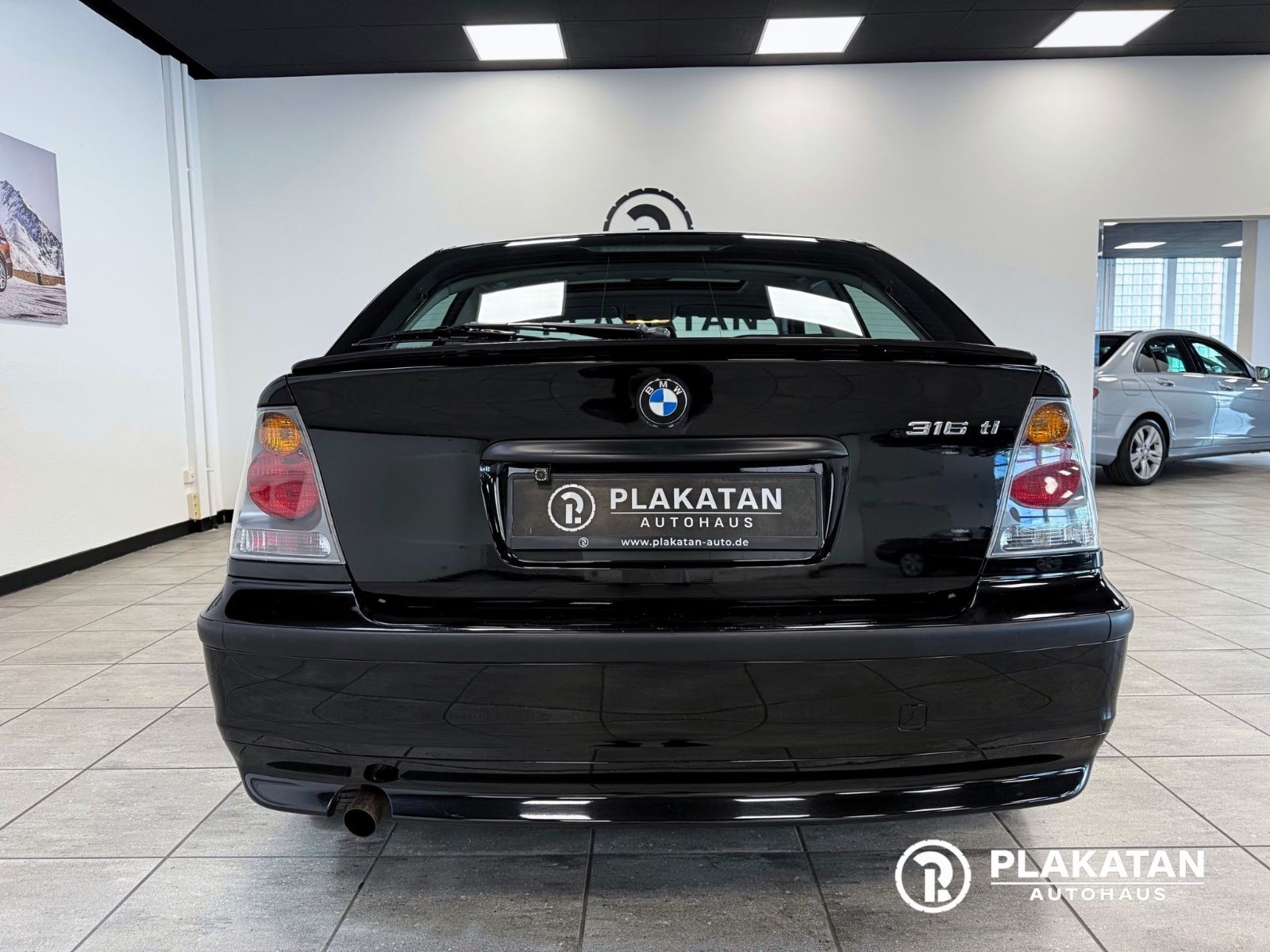 Fahrzeugabbildung BMW 316ti Compact