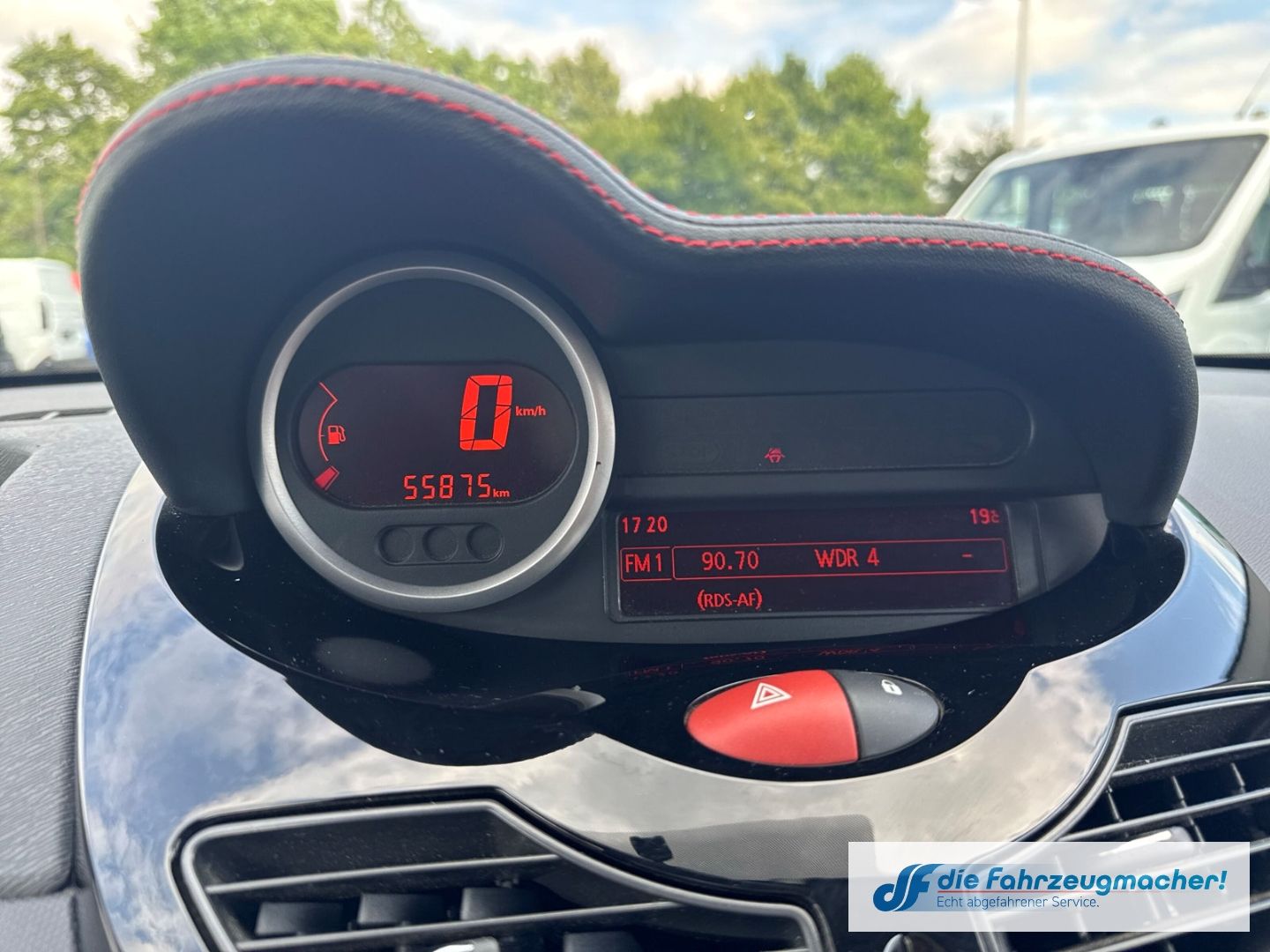 Fahrzeugabbildung Renault Twingo Dynamique 1.2 16V Temp Tel.-Vorb. GA Spee
