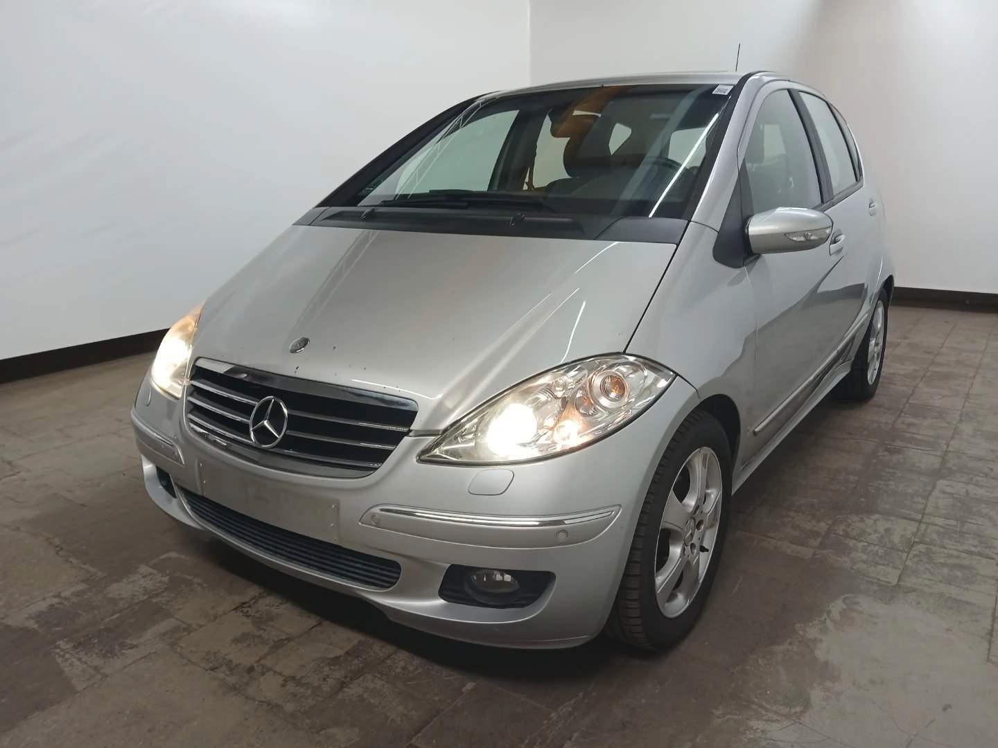 Mercedes-Benz A 200 A/NAVO/XENON/PDC/SHZ/KLIMAAUTOMATIK