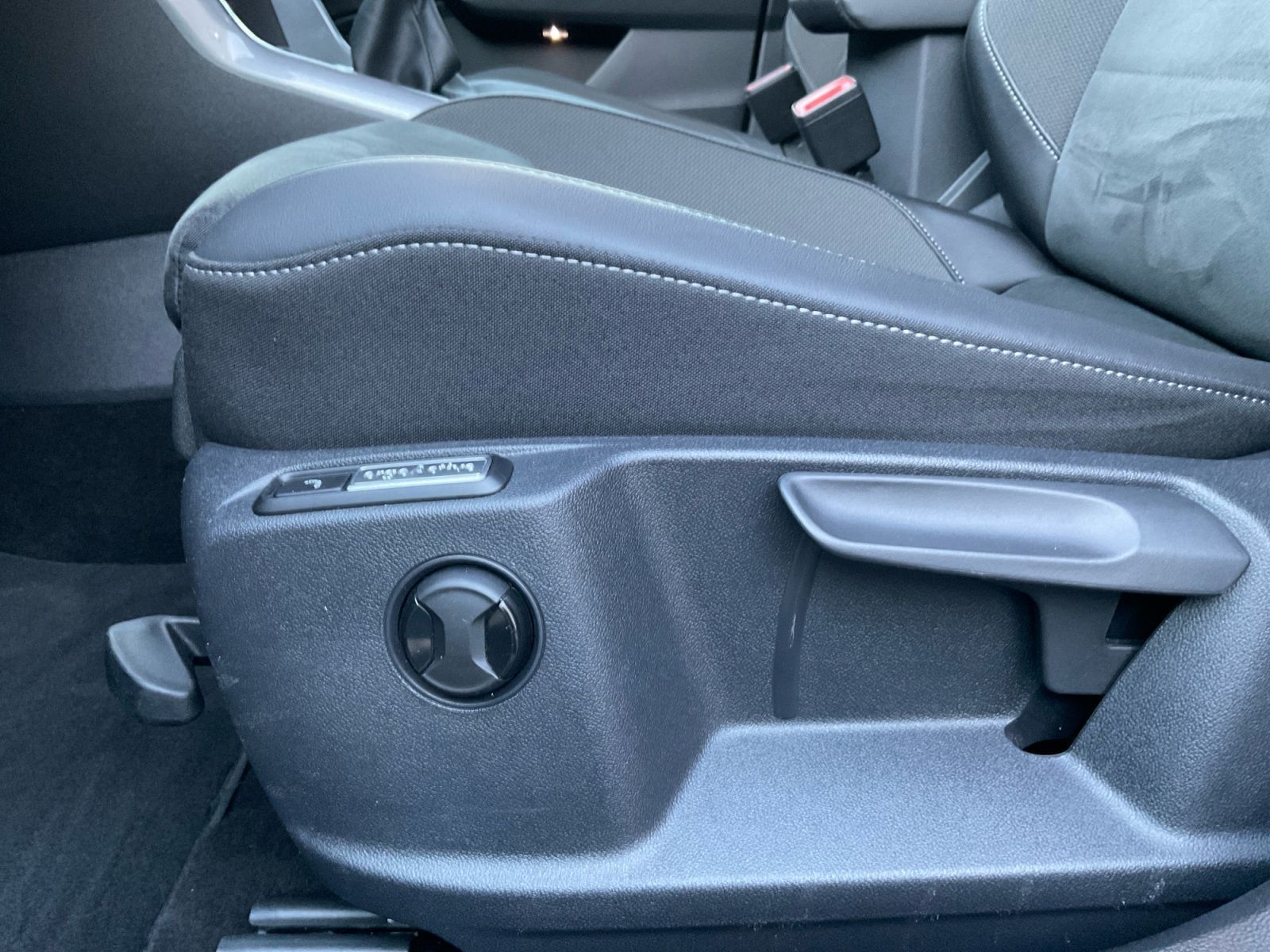 Volkswagen T-Roc - Bild 18