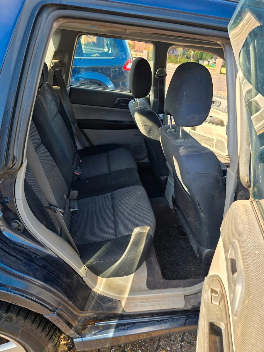 Subaru Forester 2005 — photo 17