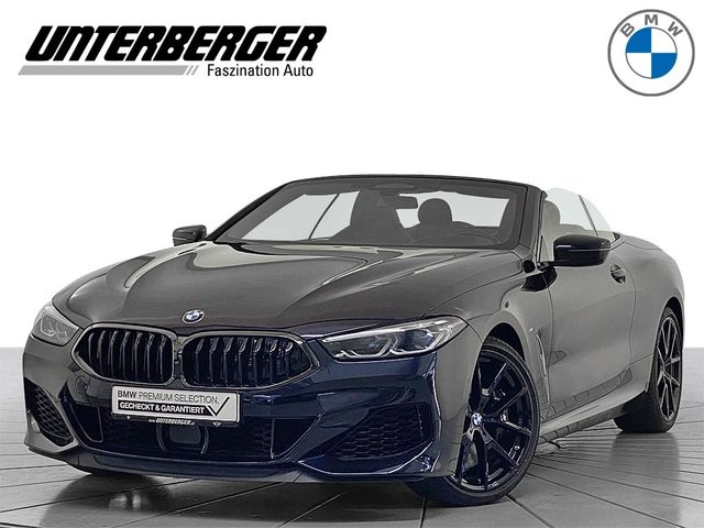 Ein BMW M850 der zum Leasing angeboten wird.